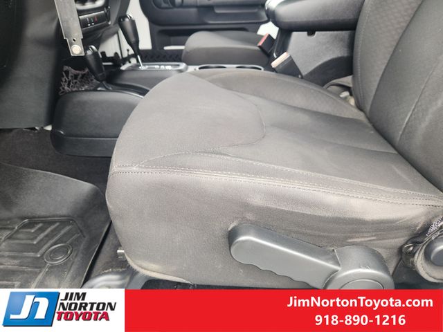 Used 2017 Jeep Wrangler SUV