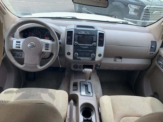 2016 Nissan Frontier SV photo