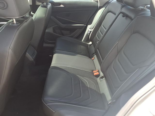 2024 Volkswagen Jetta - Image 24