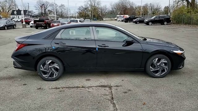 New 2025 Hyundai Elantra Hybrid For Sale in Indianapolis, IN