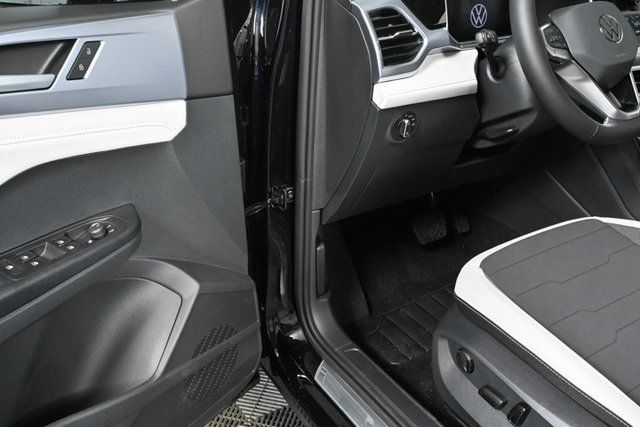 new 2025 Volkswagen Taos car, priced at $30,385
