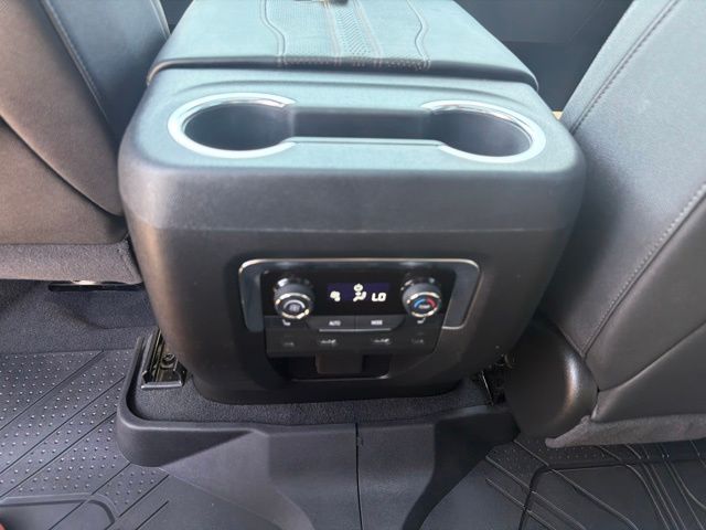 Used 2025 Chevrolet Suburban SUV