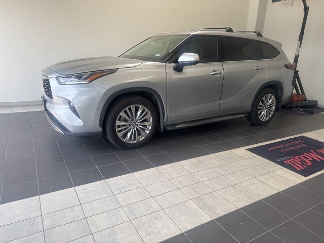 2025 Toyota Highlander Platinum Silver at Gullo Toyota