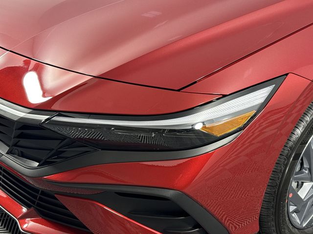New 2025 Hyundai Elantra Hybrid For Sale in Indianapolis, IN