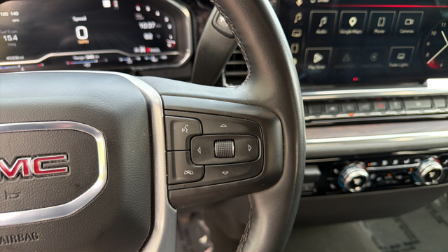 Used 2025 Silver GMC SLT image 23