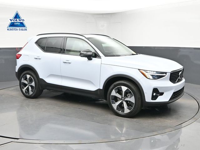 Cloud Blue 2024 Volvo XC40 SUV / Crossover All-Wheel Drive Automatic