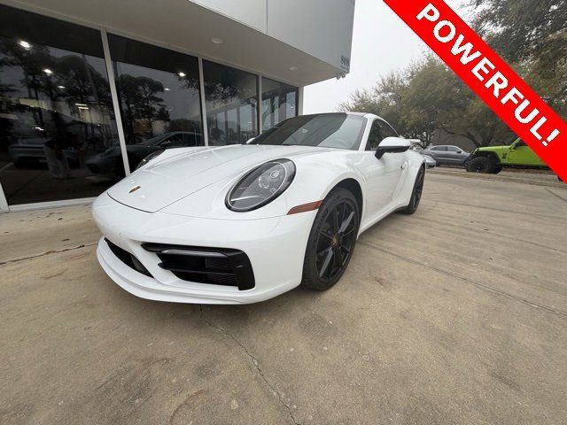 2018 Porsche 911 Carrera GTS Coupe RWD
