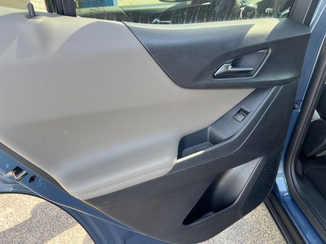 2027 Chevrolet Equinox LT - Photo 23