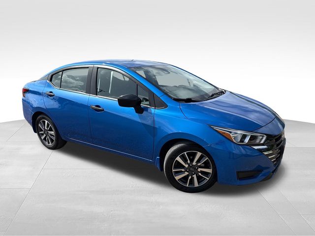 Electric Blue Metallic 2024 Nissan Versa Sedan Front-Wheel Drive Continuously Variable Transmission