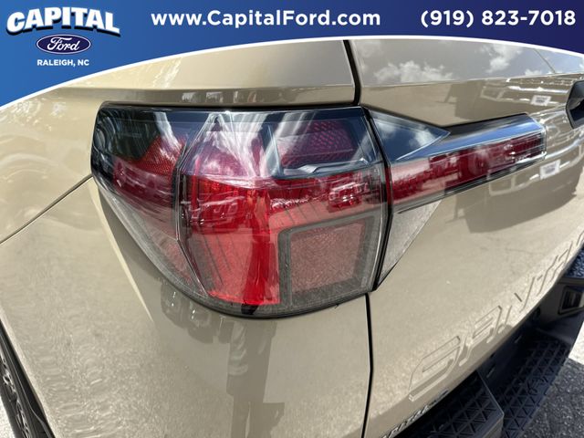 Used 2023 Beige Hyundai SEL image 15