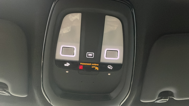 Used 2023 Thunder Gray Metallic Volvo Ultimate image 33