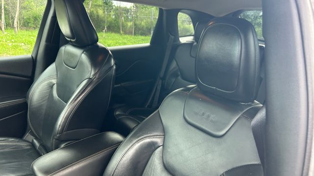 Used 2016 Jeep Cherokee SUV