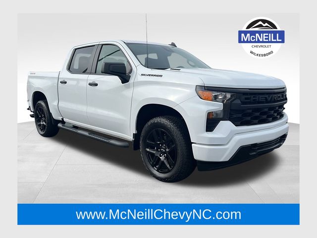 2025 Chevrolet Silverado 1500 Custom Crew Cab 4WD