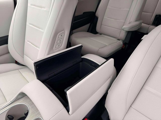 New 2026 Silver Hyundai Calligraphy image 19