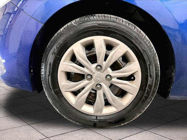 2021 Hyundai Accent SE Blue at Phil Fitts Ford