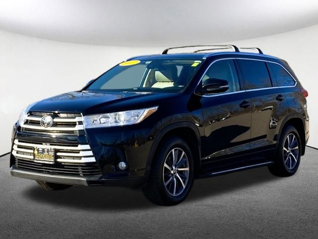 2017 Toyota Highlander XLE 12