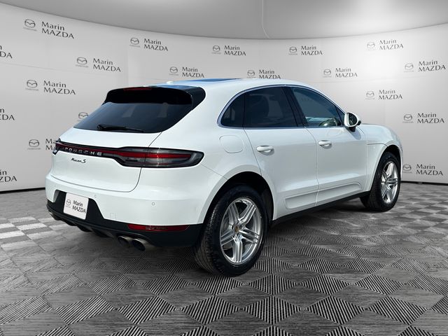 Used 2019  Porsche S image 5