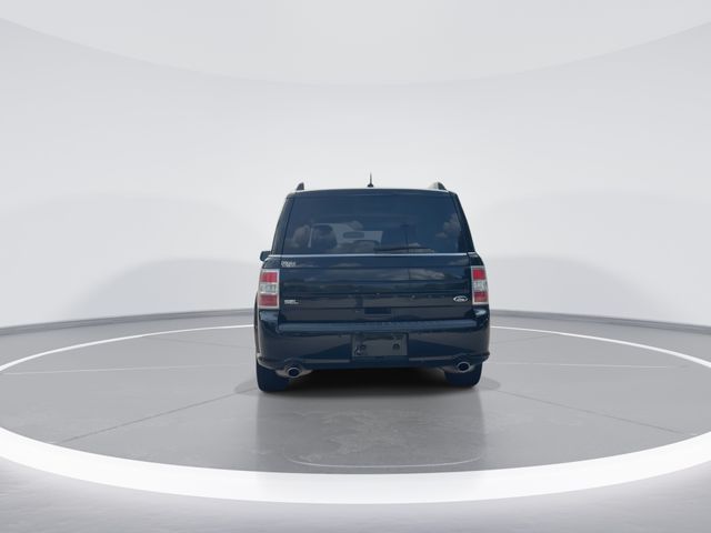 Used 2016 Black Ford SEL image 7