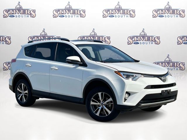 Super White 2017 Toyota RAV4 SUV / Crossover Front-Wheel Drive 6-Speed Automatic