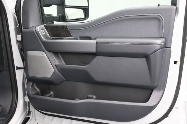 2025 Ford F-250 Super Duty Lariat - Photo 11