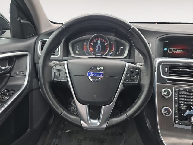 VolvoV6012