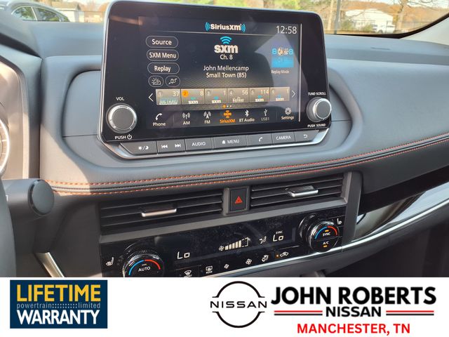 2026 Nissan Rogue SV photo 2