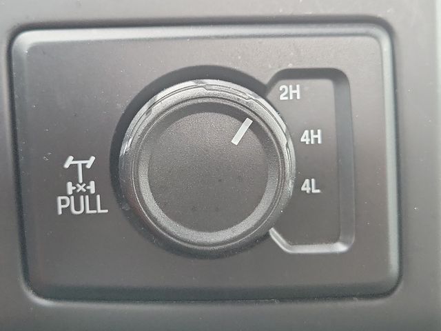 Used 2019 Blue Ford XL image 28