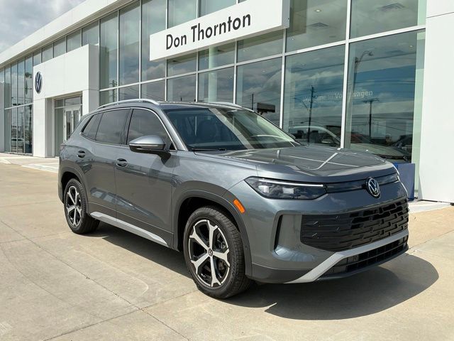 Platinum Gray Metallic 2026 Volkswagen Tiguan SUV / Crossover Front-Wheel Drive 8-Speed Automatic