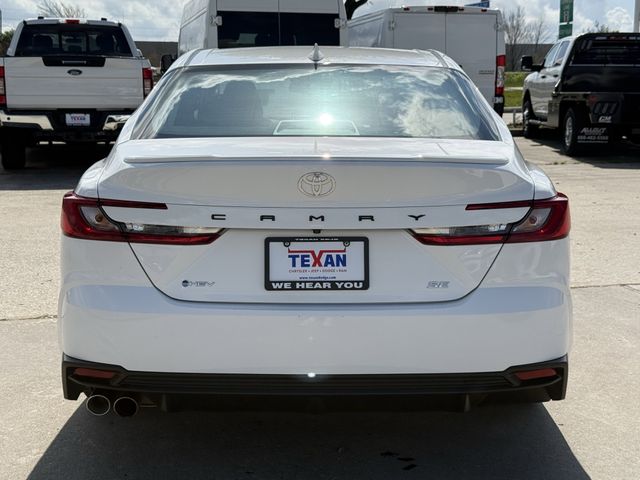 2025 Toyota Camry SE - 4