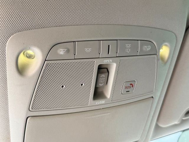 Thumbnail: 2017 Nissan Rogue - 27