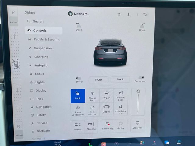 2022 Tesla Model X Base 27