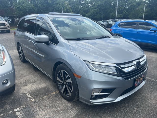 2020 Lunar Silver Metallic Honda Odyssey Elite FWD Van