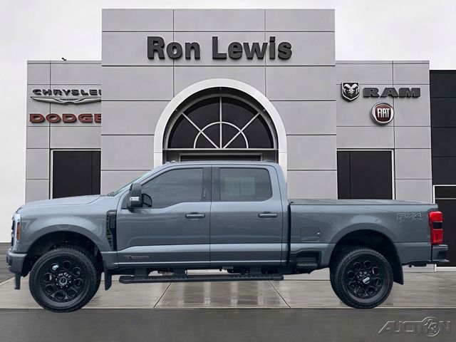 Gray Metallic 2024 Ford F-350 Super Duty Lariat Crew Cab 4WD Pickup Truck Four-Wheel Drive Automatic
