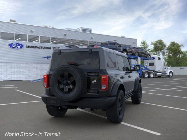 2024 Ford Bronco Black Diamond 8