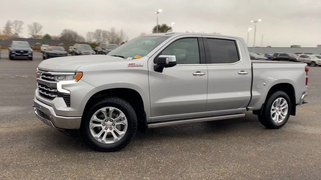 2022 Chevrolet Silverado 1500 LTZ 4