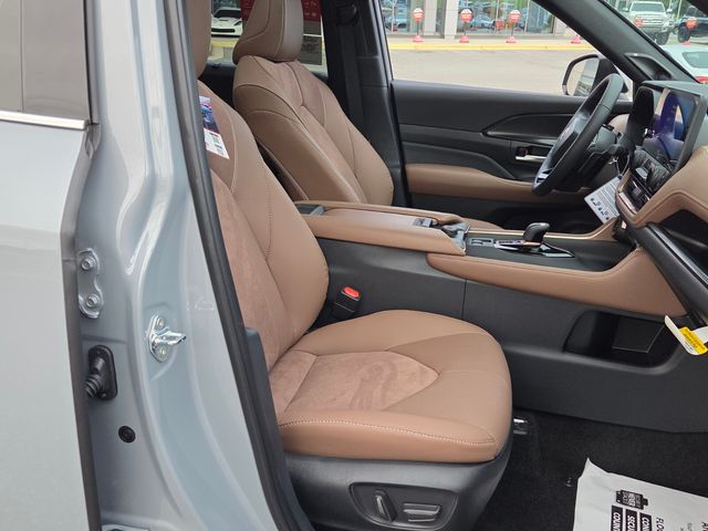 New 2026 Toyota Grand Highlander Hybrid SUV