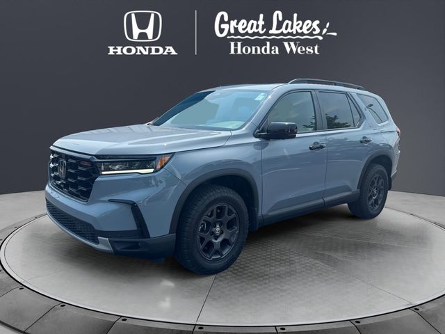 Sonic Gray Pearl 2025 Honda Pilot SUV / Crossover All-Wheel Drive Automatic