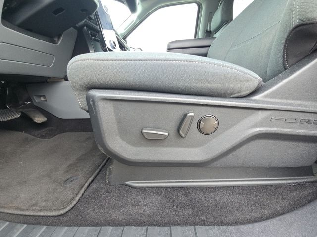 2024 Ford F-150 Lightning Flash:L166959A