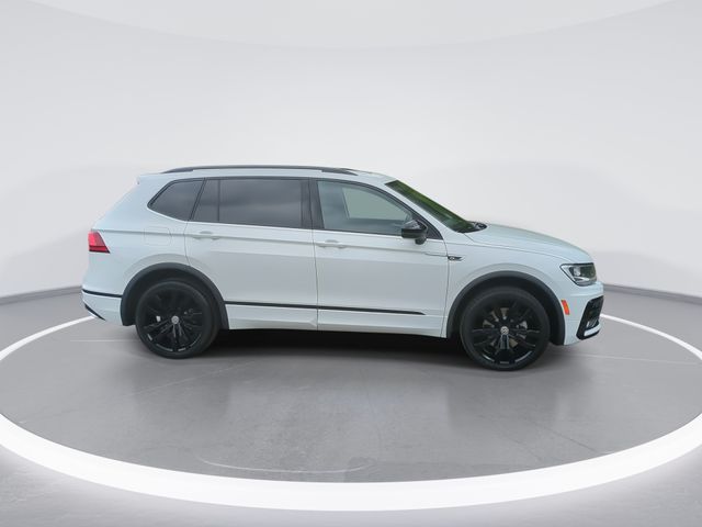 Used 2021  Volkswagen 2.0T SE R-Line Black image 9