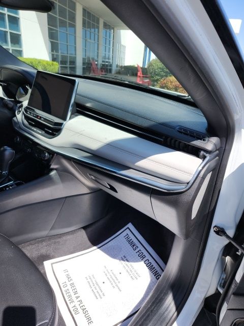 Used 2024 White/off-white Jeep Limited image 43