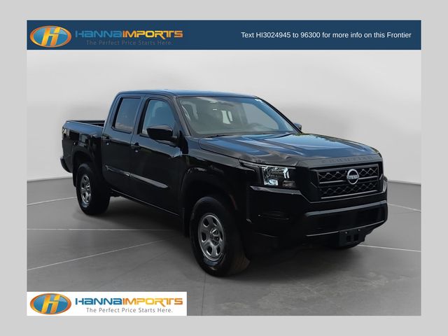 2023 Nissan Frontier Negro (Super Black) Camioneta Todo terreno 9 velocidades Automática