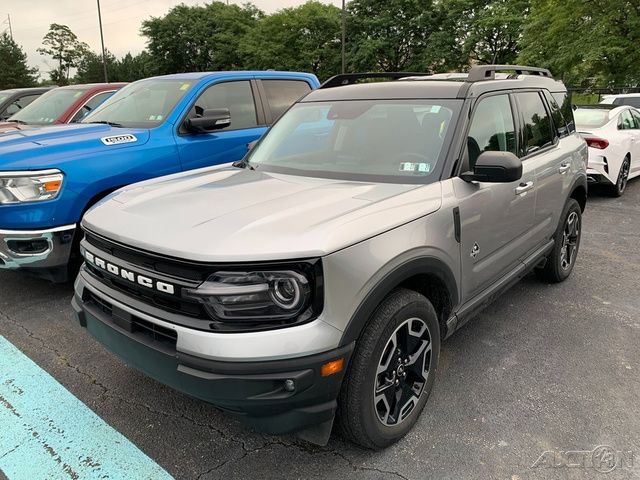 Silver Metallic 2023 Ford Bronco Sport SUV / Crossover All-Wheel Drive 8-Speed Automatic