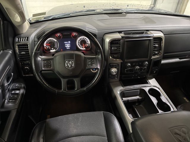 2016 RAM 1500 Sport photo
