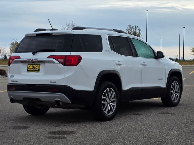 2017 GMC Acadia SLE-2