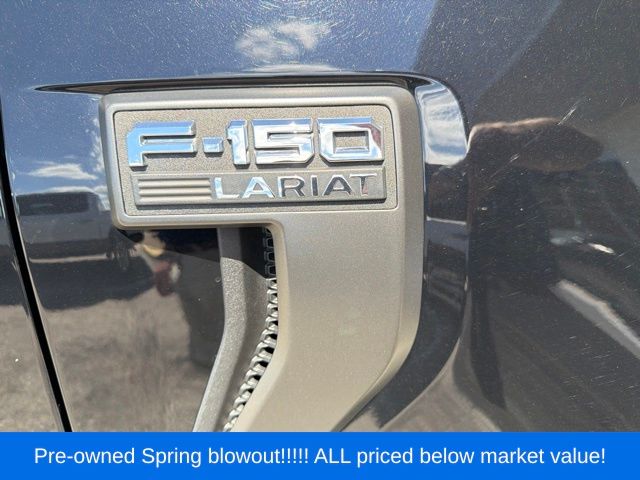 Used 2022 Black Ford Lariat image 12