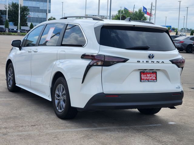 2024 Toyota Sienna LE White at Gullo Toyota