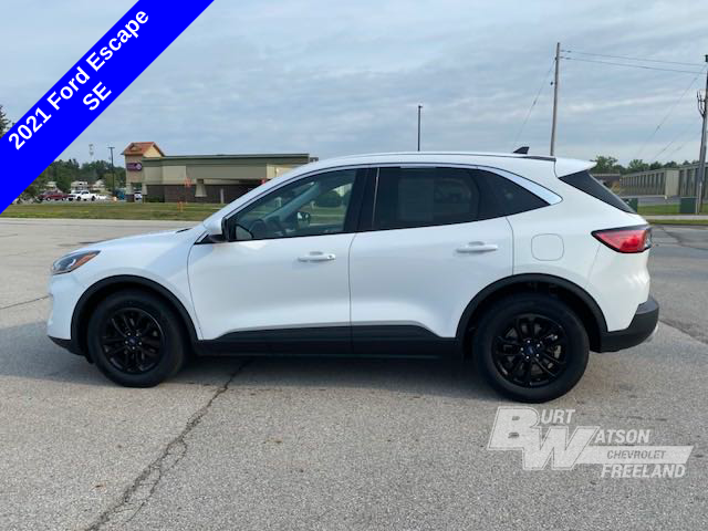 2021 Ford Escape SE 2