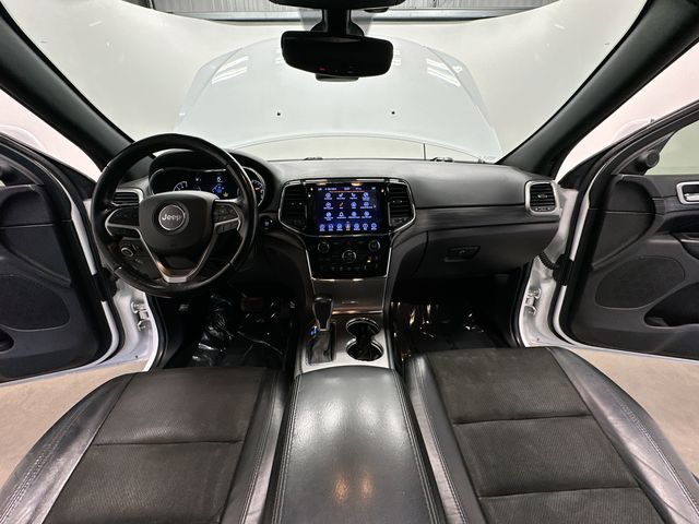2019 Jeep Grand Cherokee Altitude White at Luther Ford