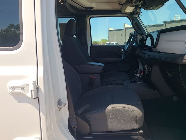 Used 2025 Jeep Wrangler SUV