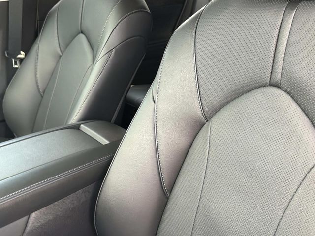 2026 Toyota Highlander Limited - Photo 22
